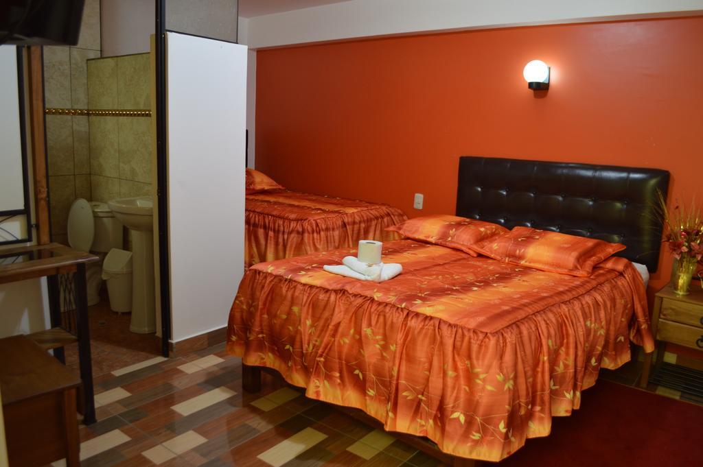 Hotel Residencial El Eden De Adan Y Eva Andahuaylas Bilik gambar